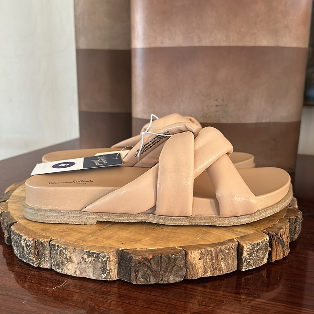 Universal Thread *NWT* Women’s Cosette Sandals - Picture 3 of 7